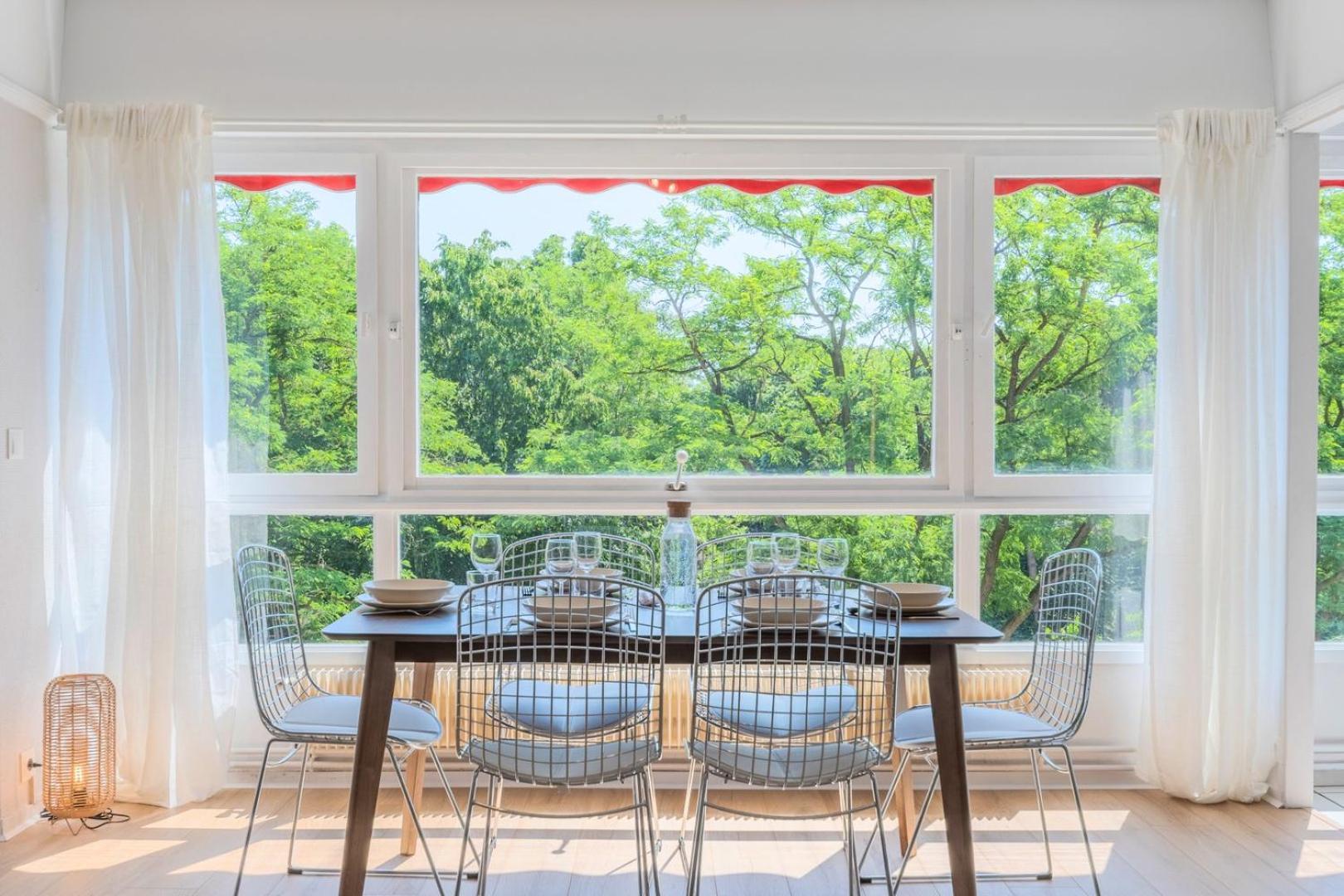 Spacious 3 Bedroom Apartment & Private Parking! Lambersart Exterior foto